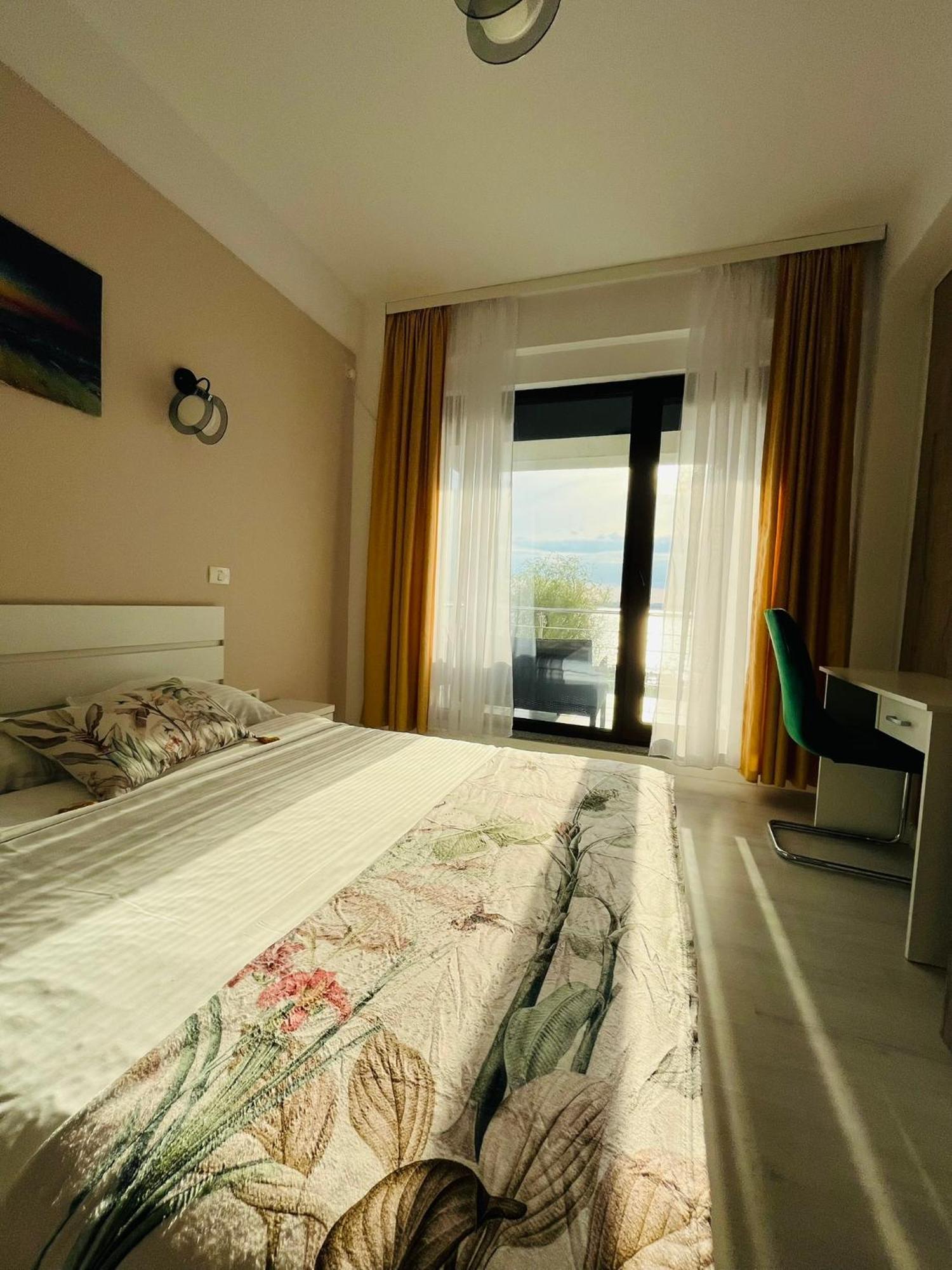 Roapart- Sunset Dream Apartament 2 Dormitoare Vedere Lac Si Parcare Mamaia Ngoại thất bức ảnh